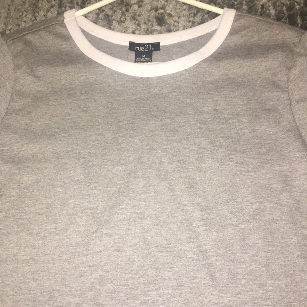 Top - Picture 2 of 2